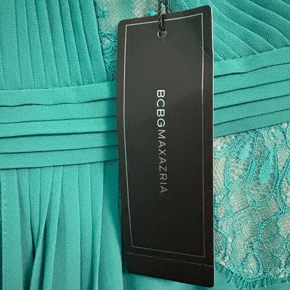 BCBGMaxAzria dress NWT size 02 - Picture 5 of 6